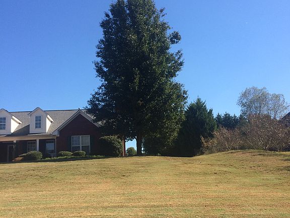 3rd image of 1022 Landmark Dr