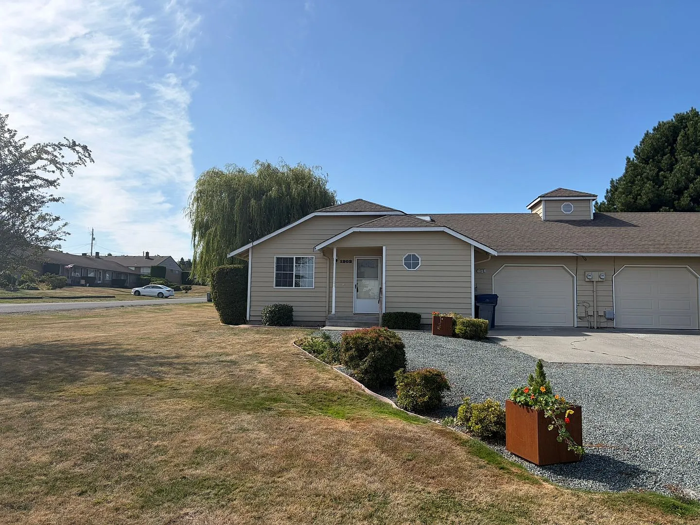 35th Street, 1202-1204 — Photo 1