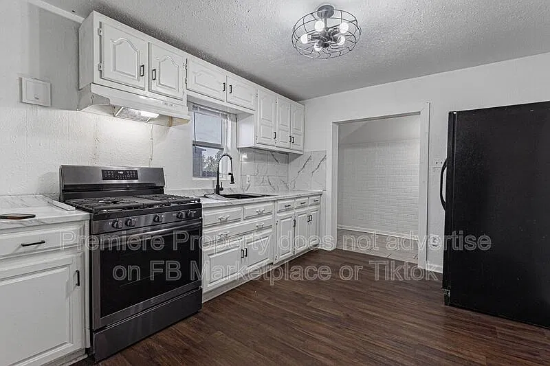 2 bed, 2.0 bath, 975 sqft, $995 — Photo 3