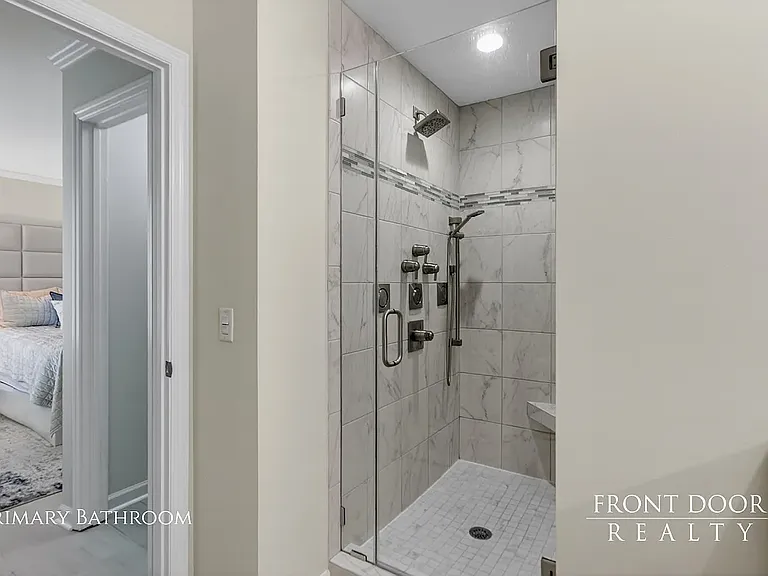1724 Villa Maison — Photo 14
