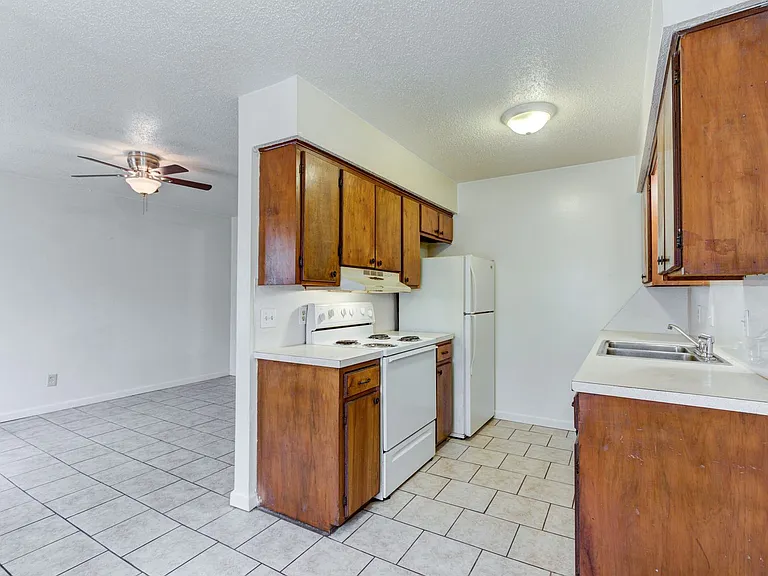 The View Apartment — Photo 13