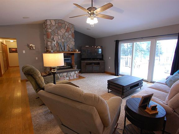 2nd image of 2706 Caribou Trl