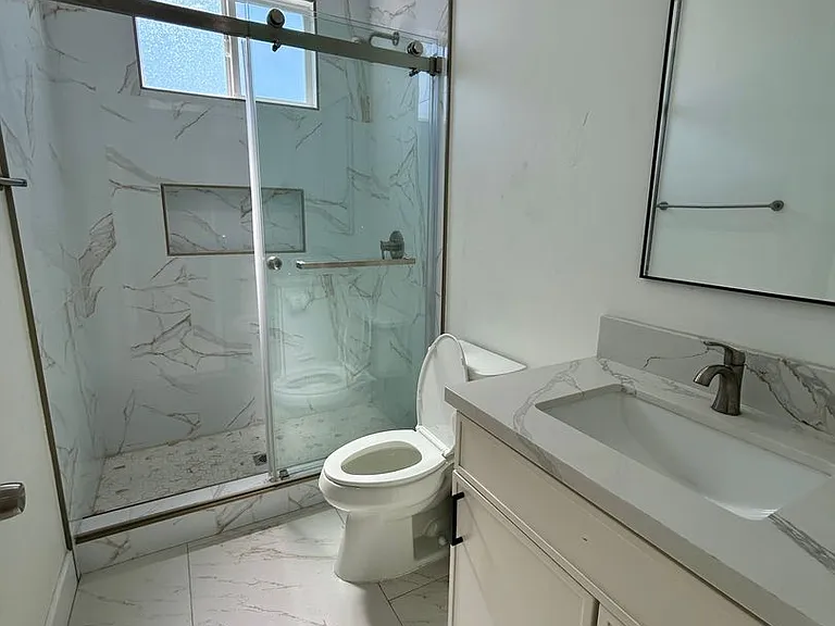 10101 Crosby Ave — Photo 11