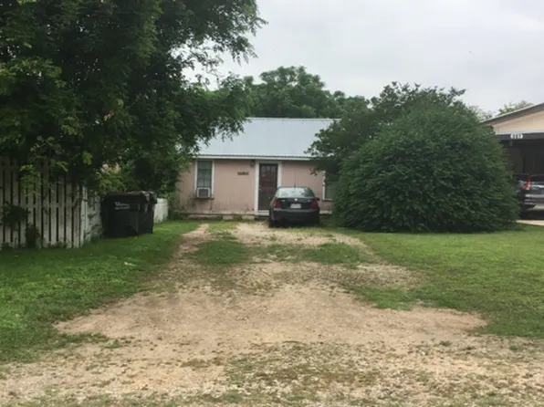 302 1/2 S Burleson St, Kyle, TX 78640