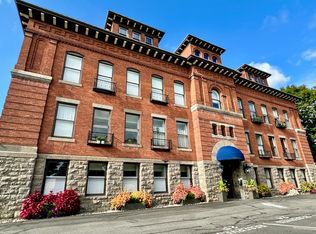 77 Van Dam St #104, Saratoga Springs, NY 12866
