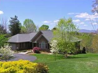 315 Harrison Dr, Raphine, VA 24472