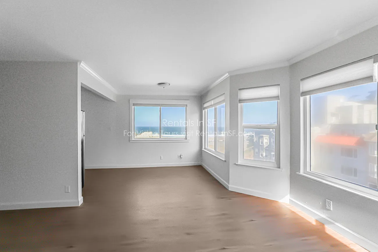 2 bed, 2.0 bath, 1000 sqft, $4,495 — Photo 4