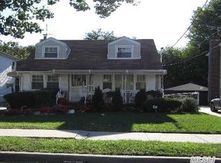 14730 Huxley St, Rosedale, NY 11422