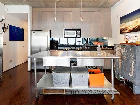 2nd image of 855 Folsom St APT 116