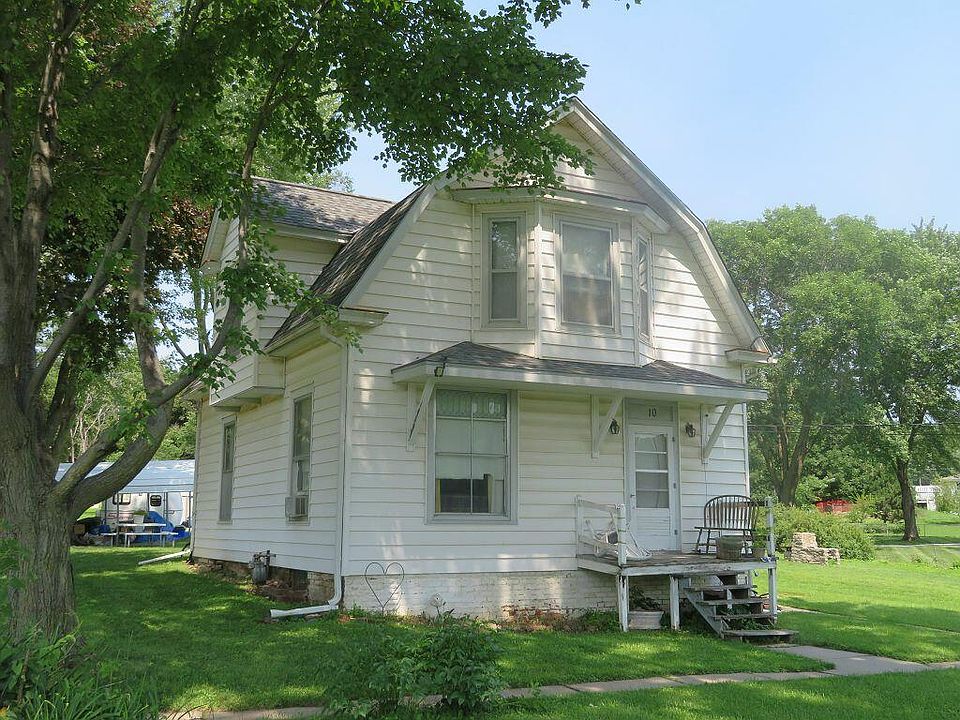 1st image of 10 Bennett Ave