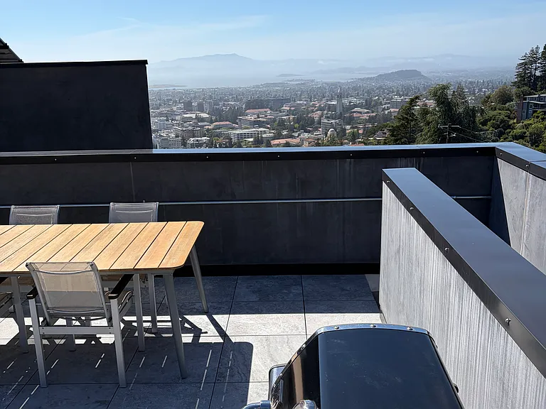 Dwight Way — Photo 22