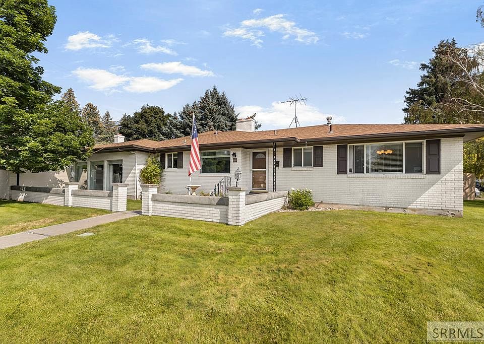 1st image of 1009 Mojave St