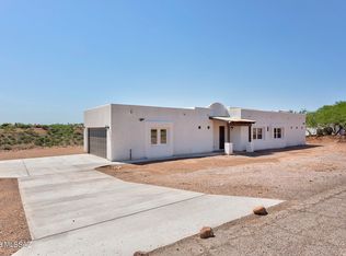 755 Dorotea Ct, Rio Rico, AZ 85648