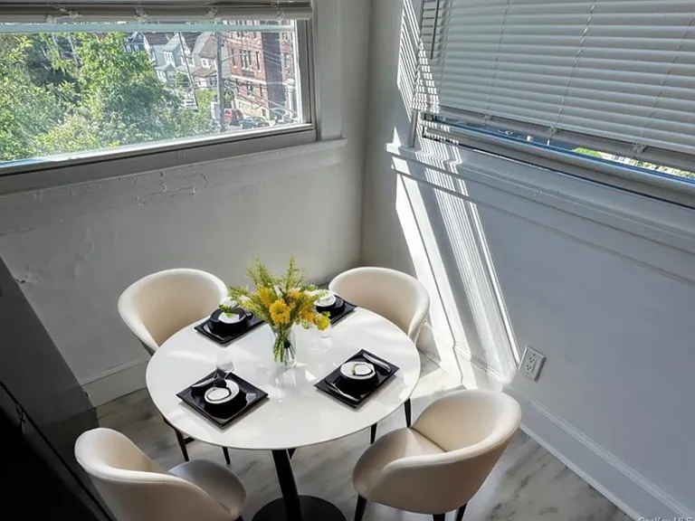 72 Soundview St #2 — Photo 7