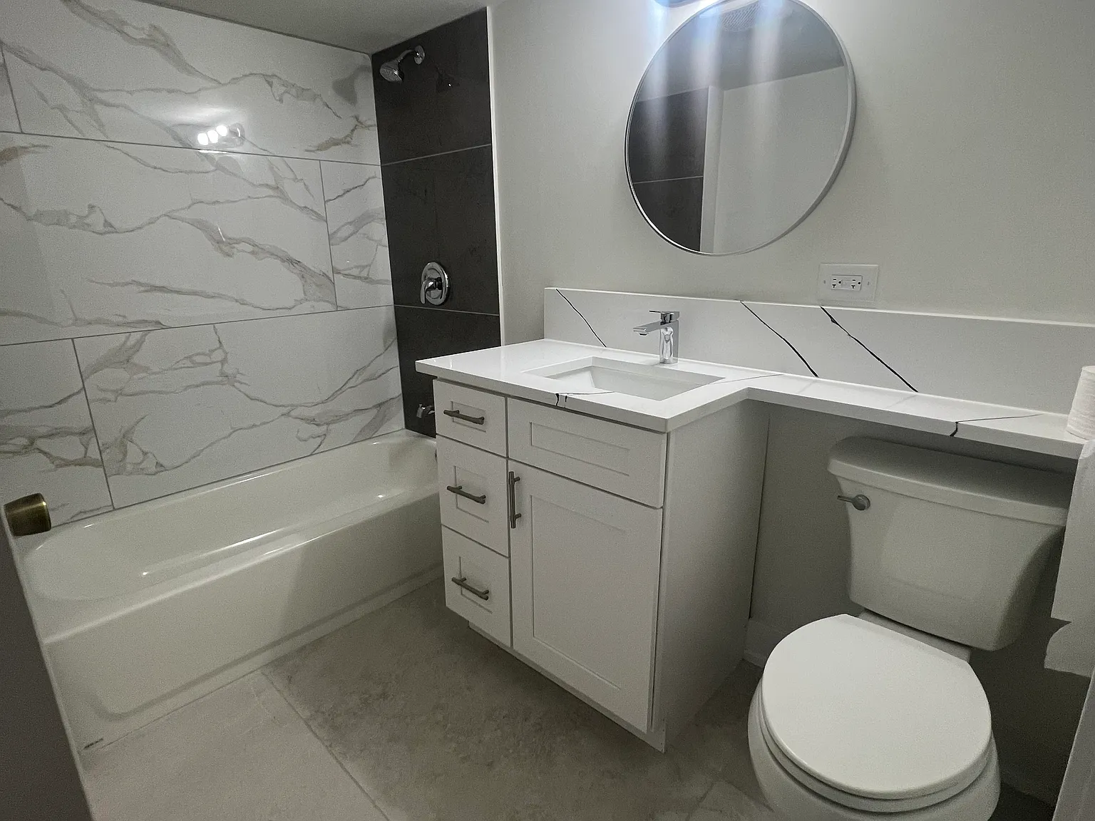 1 bed, 950 sqft, $1,600 — Photo 4