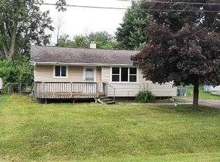 2116 Ala St, Burton, MI 48519