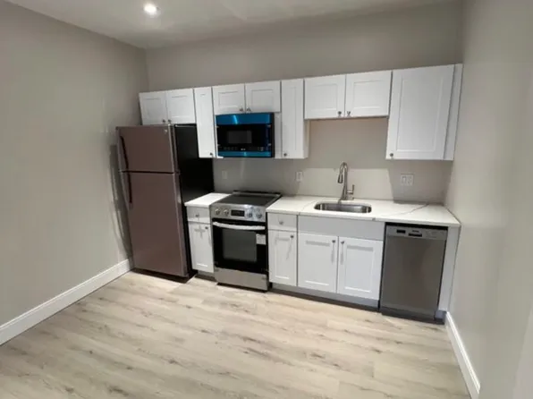 56 Sachem St, Lynn, MA