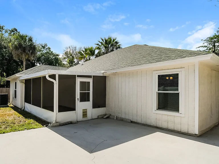 5462 Catspaw Ln — Photo 16