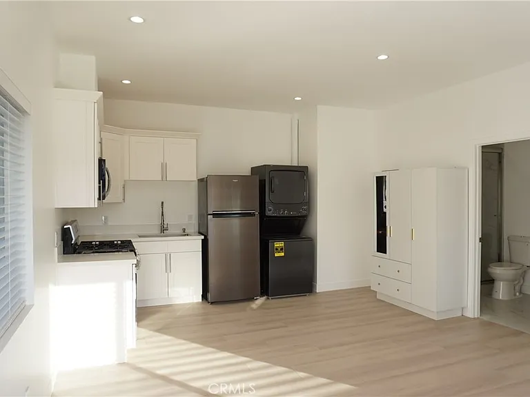 8824 Quartz Ave — Photo 3