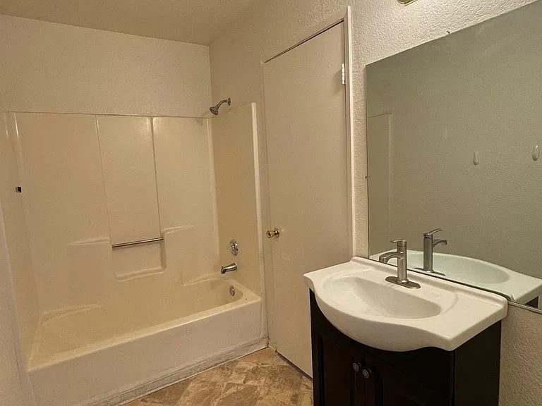15774 Tuscola Rd #7 — Photo 12