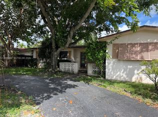 1819 N 51st Ave, Hollywood, FL 33021