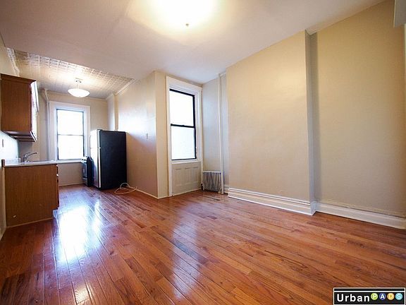2nd image of 893 Saint Johns Pl APT 4A