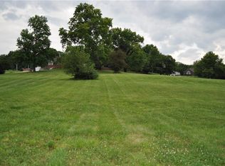 4311 Hidden Valley Dr, Saint Joseph, MO 64506