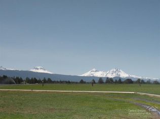 64311 High Mowing Ln, Bend, OR 97703