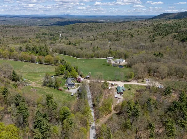 149 Bear Hill Road, Henniker, NH 03242