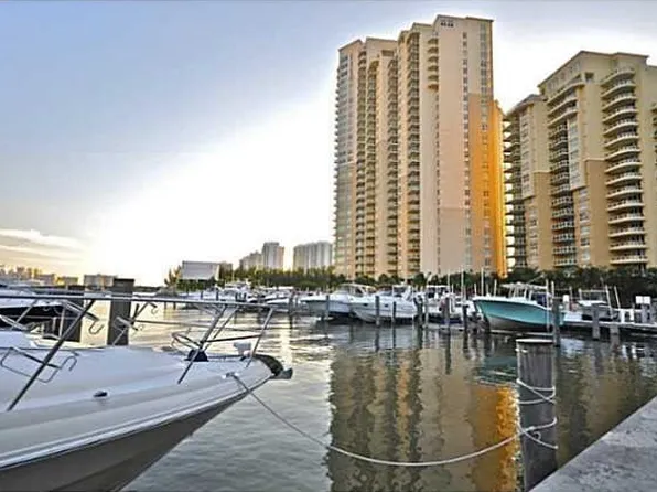 3330 190th St #311, Aventura, FL 33180
