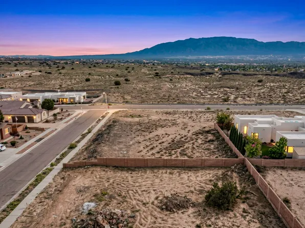 6304 Canavio Rd NW, Albuquerque, NM 87120