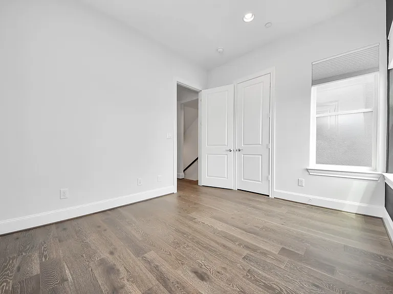 8724 Oak Kolbe Ln — Photo 30