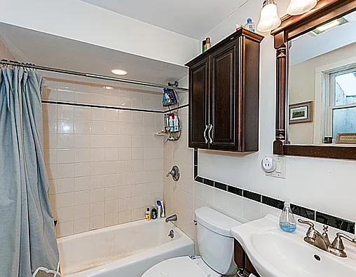 39 Charles St #4