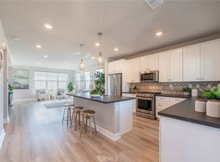 7252 Crystal Dr, Huntington Beach, CA 92648