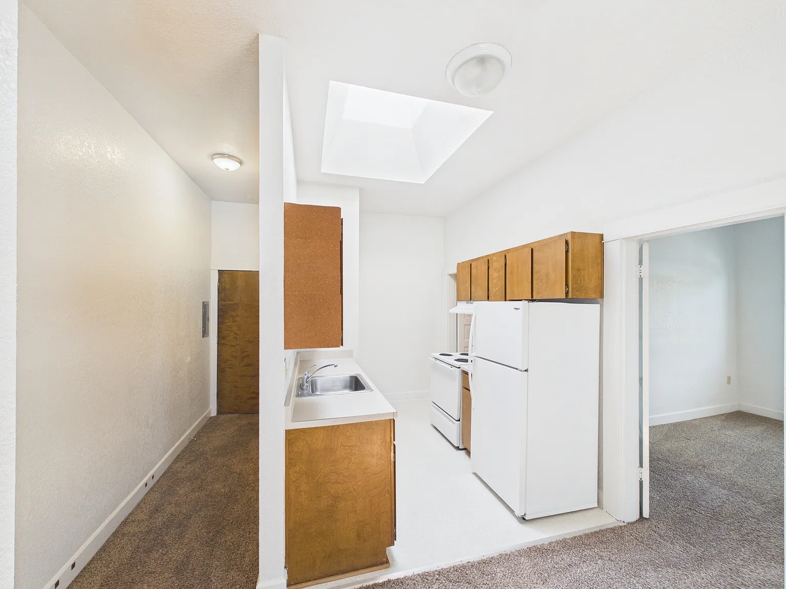 1 bed, 669 sqft, $1,365 — Photo 2