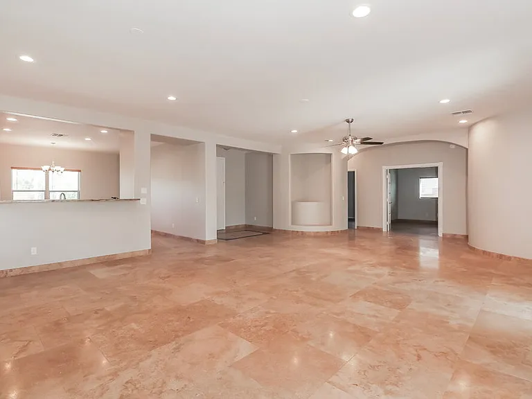 3670 S Western Way — Photo 6