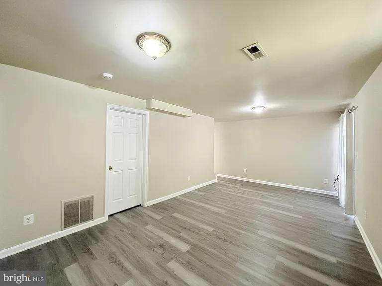 6002 Bush Ct — Photo 22