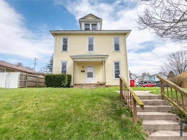 138 N Madison Rd #A, London, OH 43140