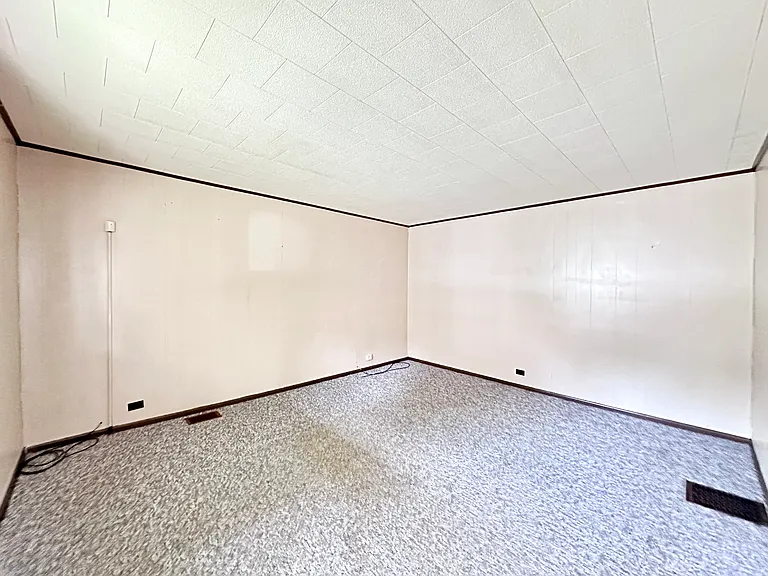 1208 Williams St — Photo 8