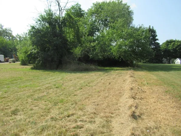 630 S Marion Ave, Janesville, WI 53548