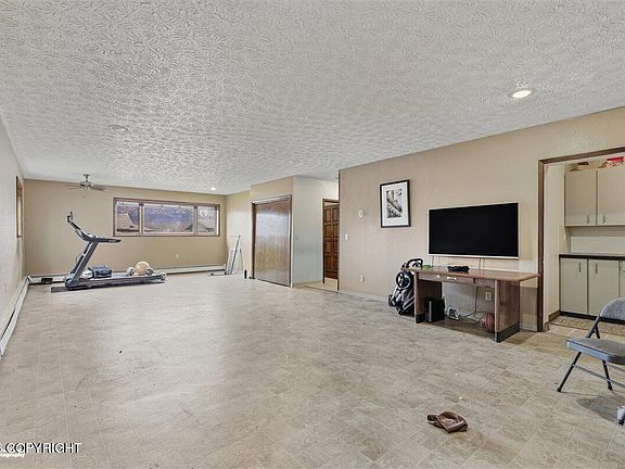 5th image of 1950 Rebel Ridge Dr