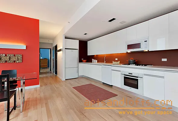 Sold by aptsandlofts.com | media 18