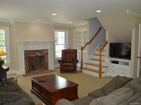 2nd image of 102 Beckwith Hill Dr