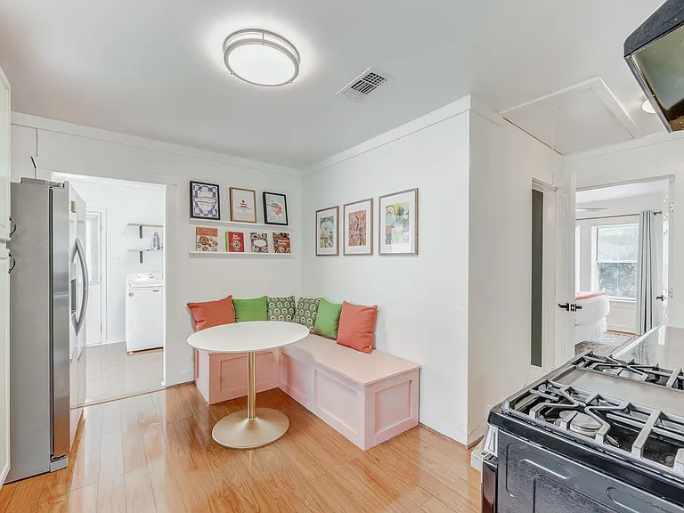 1115 Morris St — Photo 11