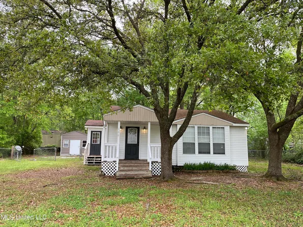 108 Mable St, Picayune, MS 39466