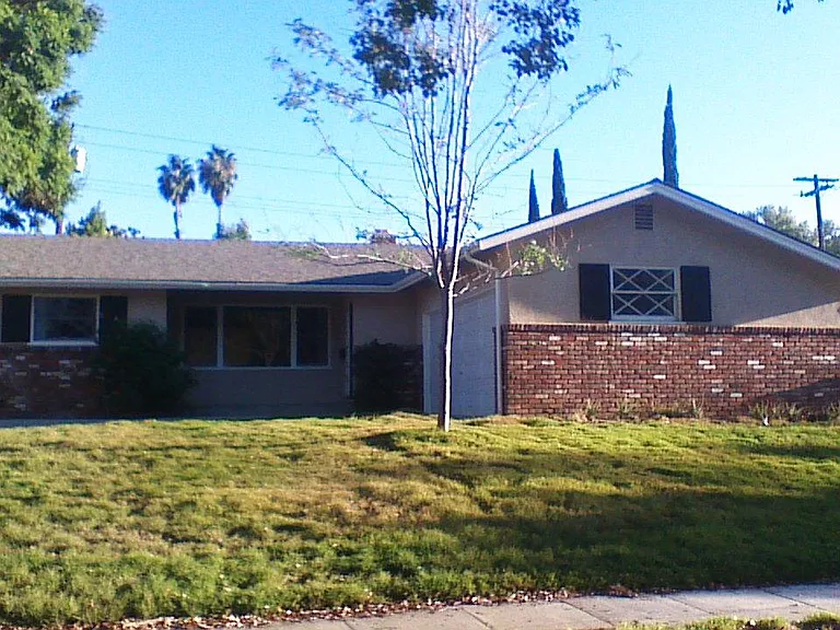 8188 Buckingham Pl — Photo 1