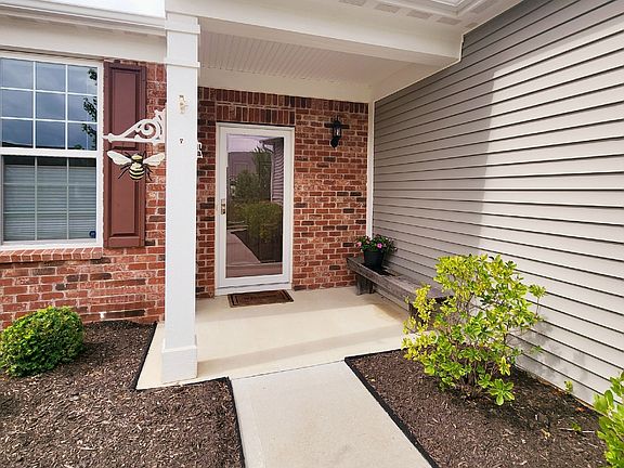 3rd image of 5057 Silverbell Dr