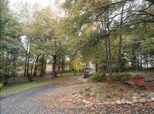 811 Mayo Rd, Cowpens, SC 29330