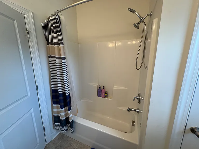 11602 Clems Branch Dr — Photo 32