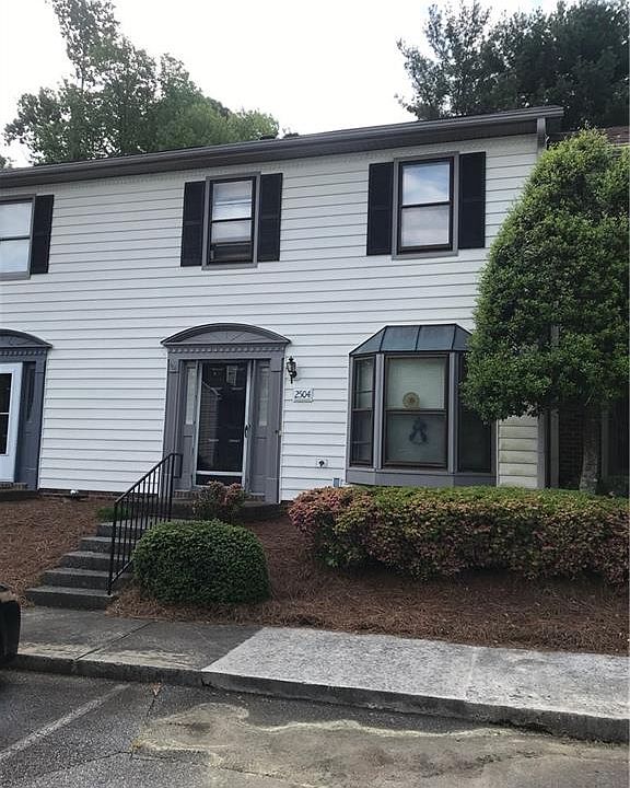 1st image of 2504 Cottage Pl
